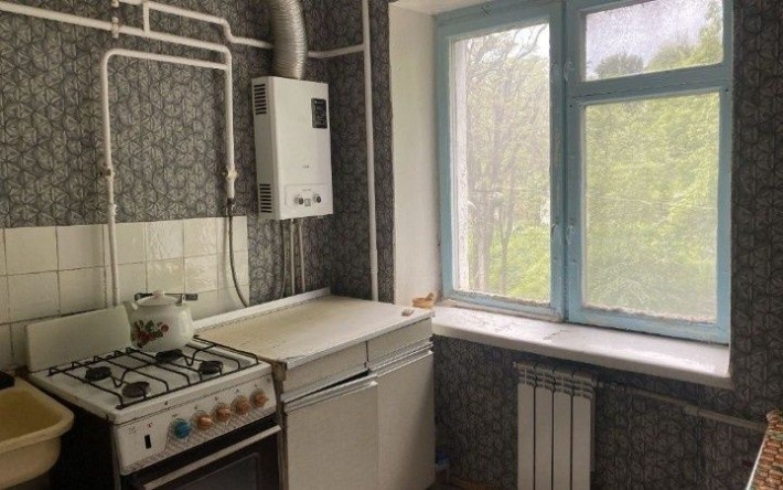 Продам 2х комнатную квартиру в центральной части - фото 1