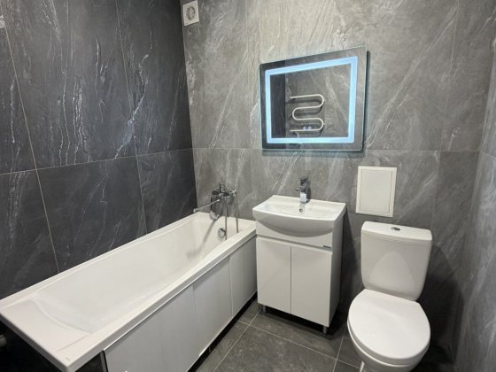 Продам 2х комнатную квартиру Каменское