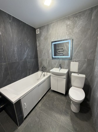 Продам 2х комнатную квартиру - фото 1