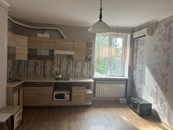 Продам 3х ком в центе Каменское