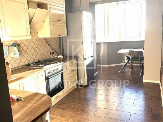 Продам велику 1 кімнатну квартиру з ремонтом у Гостомелі Гостомель