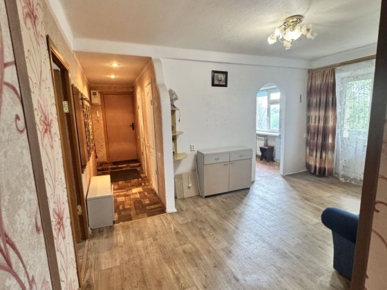 Продам 3ком.квартиру. Правый берег. АО -ГАЗ. Площадь 82м2. Каменское
