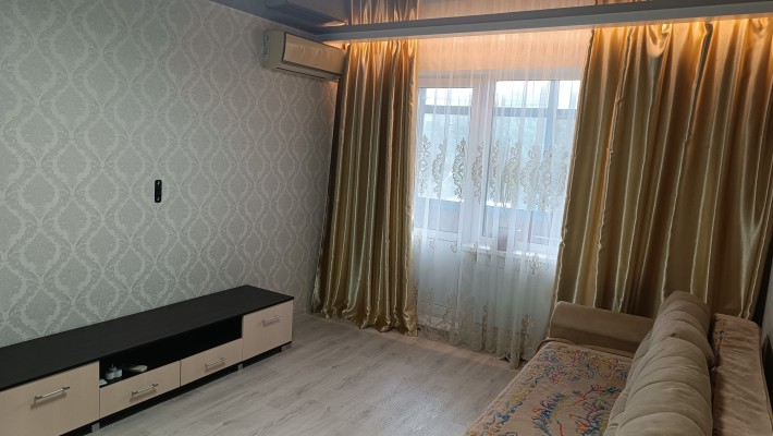 Продается 2 ком. левый берег ул. Дружбы народов - фото 1