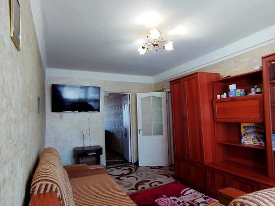 Продам 2х комнатную квартиру Каменское