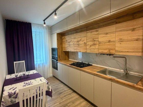 Продаж 3 кімнатна квартира з сучасним ремонтом|вул. Мирогощанська|м.Дубно Дубно