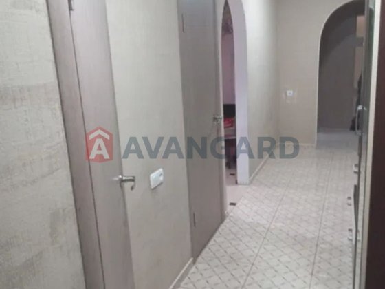 Продам 4кімнатну квартиру в центріз АЕО Каменское