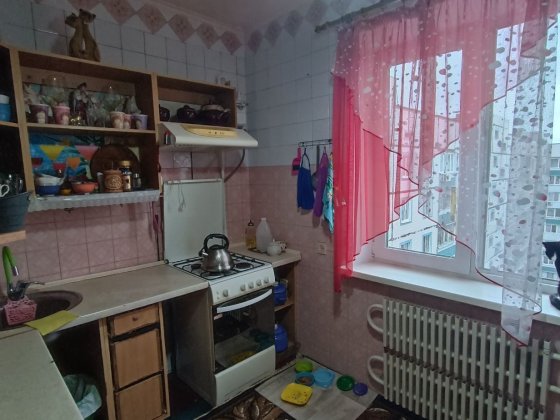 Продам 4комн, левый берег, ваучер, сертификат Каменское