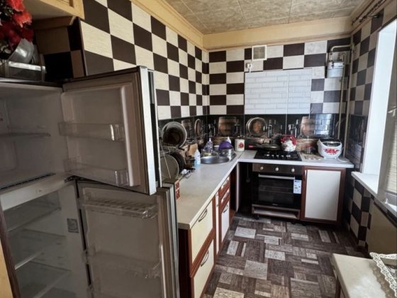 Продам 3 х ком. Каменское Центр пр. Тараса Шевченко Каменское