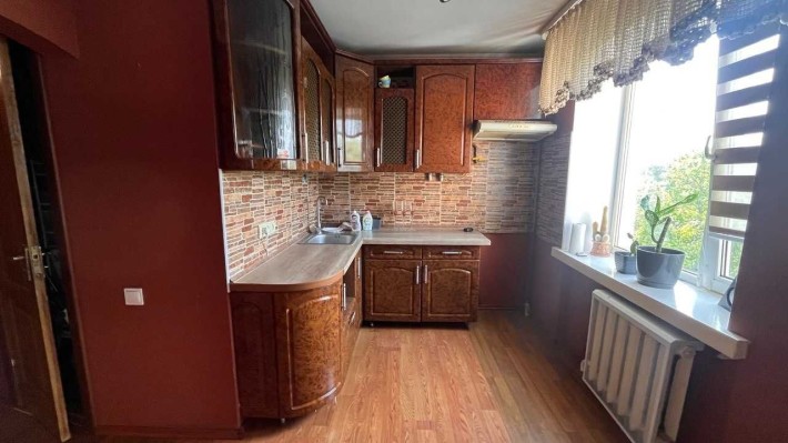 Продам 2-х кімнатну квартиру у Здолбунові - фото 1