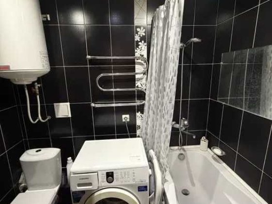 Продам 2 х км. квартиру в г. КАМЕНСКОЕ Каменское