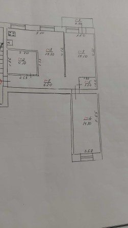 У продажу чудова трикімнатна квртира в районі вокзалу - фото 1