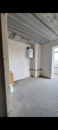У продажі 2 кімнатна 59 м2 із наповненням, газом на 3 поверсі - вигідна ціна! - фото 1