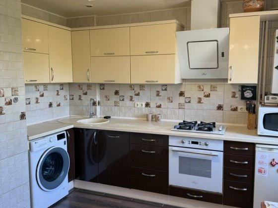 Продам 4х.ком. квартиру 3/9 Л/б! Кам'янське