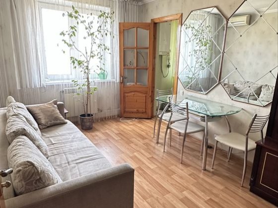 Продам 3-х комнатную квартиру Левый берег Кам'янське