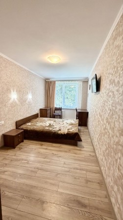 Продам 2-комнатную квартиру возле 9 школы - фото 1