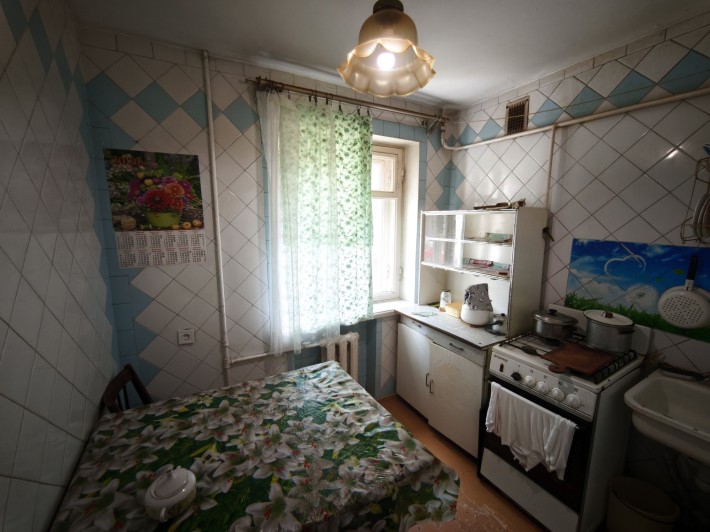 Світла та затишна 2-кімнатна квартира в центрі м.Чорноморськ - фото 1