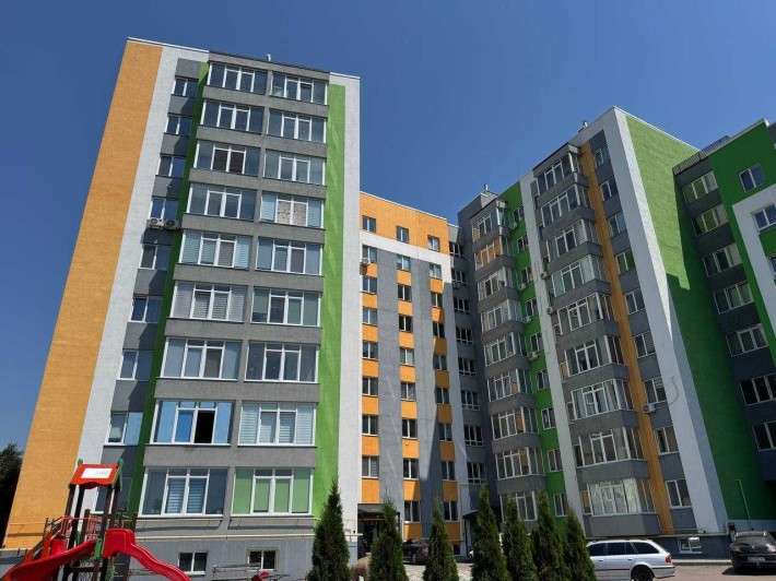 Продам велику двокімнатну квартиру. Газ. Держ. програми так! - фото 1