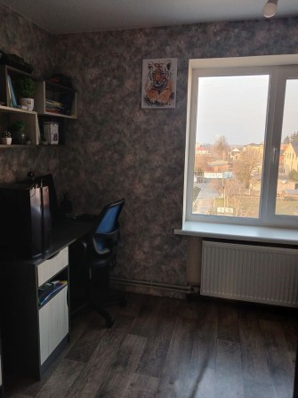 Продам 3-х кімнатну квартиру з ремонтом - фото 1