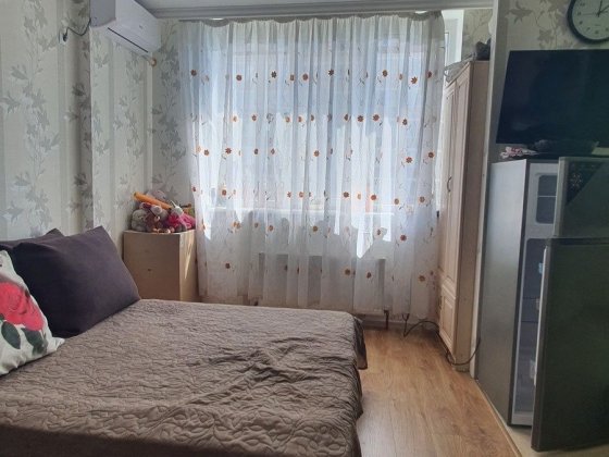 Цветной бульвар!Низкий этаж,  ремонт, мебель,техника остаётся! Черноморск
