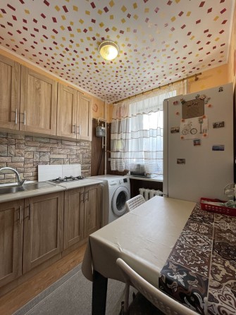 Продам квартиру гостиничного типа с ремонтом - фото 1