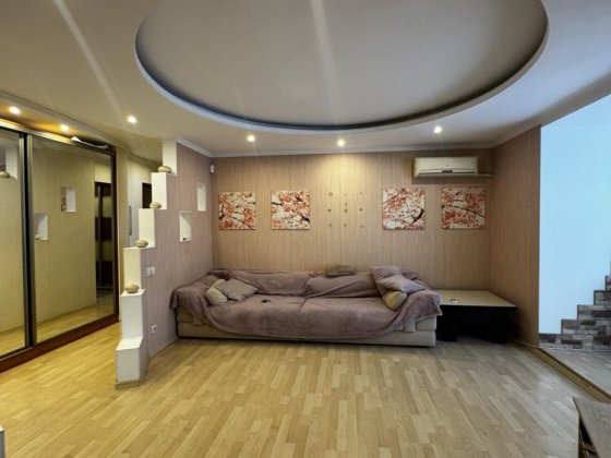 Большая квартира, 75кв.м, 80т.$ Чорноморськ