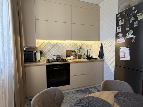 2 квартира з ремонтом Чорноморськ