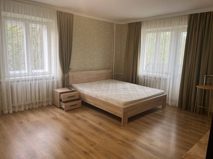 Продам затишну з ремонтом в ценрі міста квартиру. - фото 1