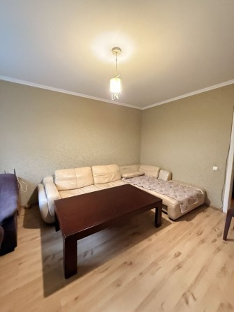 В продаже евротрёшка на Парковой на 2 этаже - фото 1