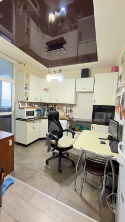 Продам 2 комн. квартиру на Цветном бульваре - фото 1