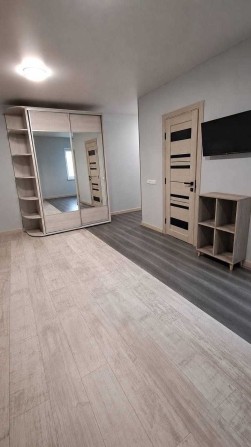 Продам однокімнатну квартиру (студію) - фото 1