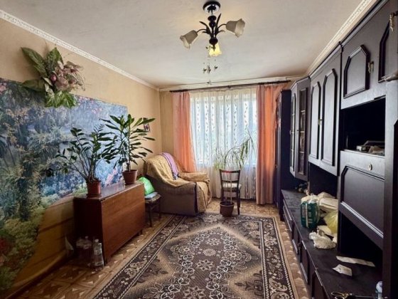 Продам двокімнатну секцію. Каменец-Подольский