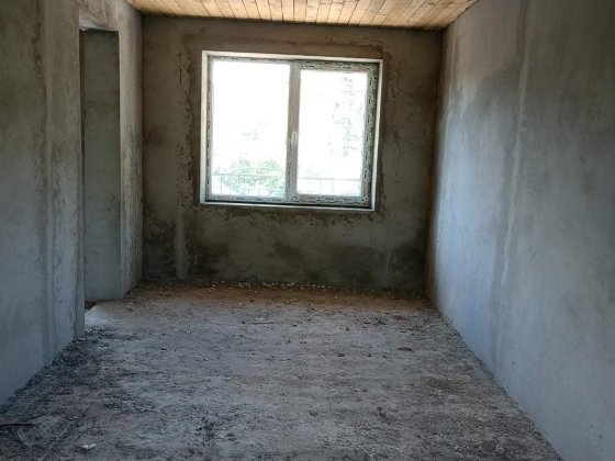 Продається 1 кімнатна  квартира в місті Кам'янець-Подільський, неподалік  парку. Каменец-Подольский