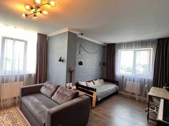Продам 2х. ком. с ремонтом Чорноморськ