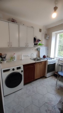 У продажу 2х кімнатна квартира у центрі, 3 поверх - фото 1