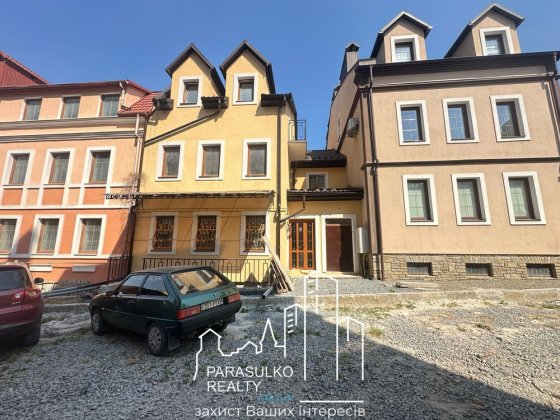 Продам простору 1-кімнатну квартиру в Старому Місті! Каменец-Подольский