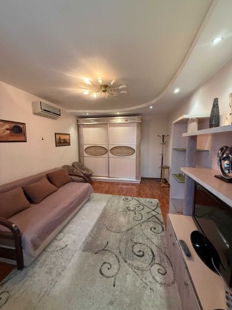 Продаж квартири біля моря - фото 1