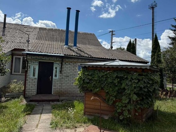 Продається 3кім в центрі з власним двором Ковель