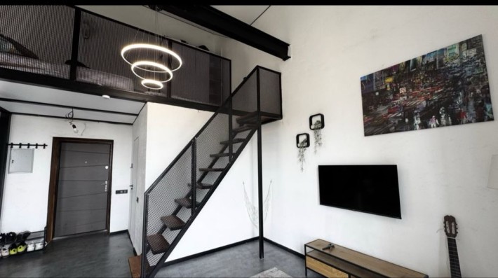 Терміновий продаж! Простора 1-кімнатна квартира з ремонтом - фото 1