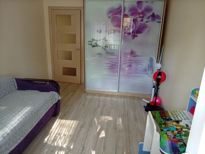 Продам 2 кімнатну квартиру - фото 1
