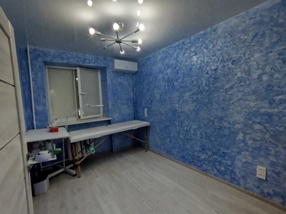 Продам с ремонтом 4х. квартиру на Парковой, морской район Чорноморськ