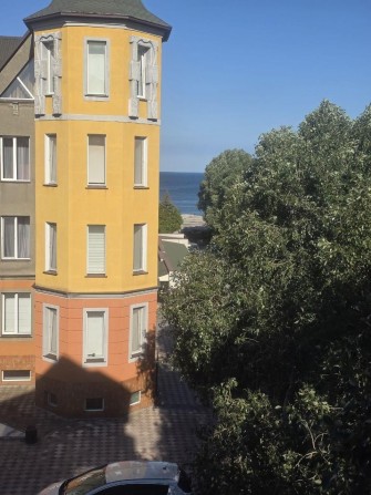 Продам 2-х кімнатну.ю квартиру в новому будинку ЖК "Best Resort Apartments". Місто Чорноморськ.(350- - фото 1