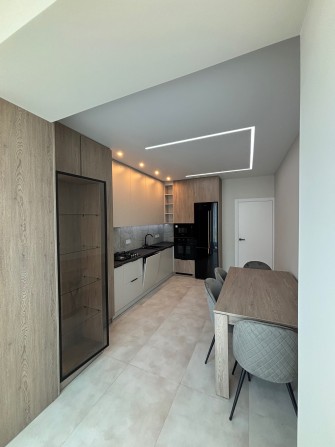 Продам 2-кімнатну квартиру з ремонтом і меблями ЖК Миру, район Каскад - фото 1