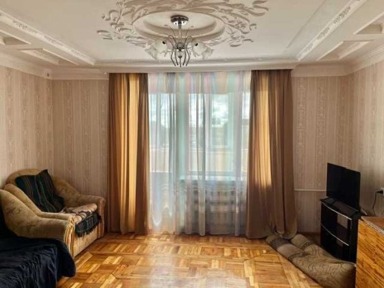 Продаж 3 к.квартири,в центрі міста,вул.Коновальця 11 Конотоп