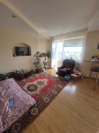 Продам 3-х кімнатну квартиру, р-н Ковельський - фото 1