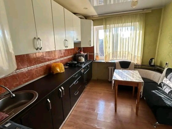 Продається простора 3-кімнатна квартира чеського планування в районі Вокзалу! Коростень