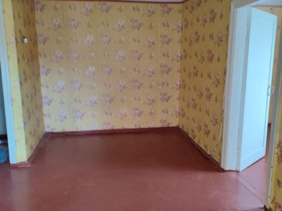 Продам 2-х комнатная квартира . Конотоп