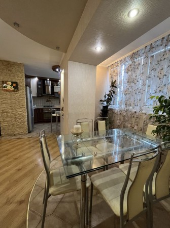 Квартира з автономним газ опаленням, 3 спальні, велика кухня - фото 1