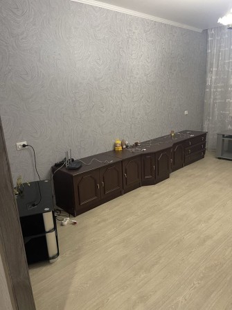 Продам квартиру на Лазурном - фото 1