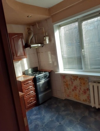 Продам 2к квартиру в Центре - фото 1