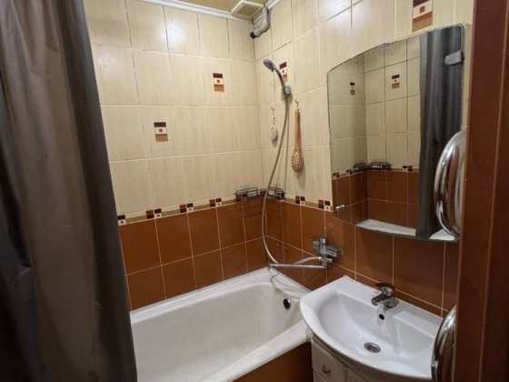 Кавртира 9 поверх в 9-ти поверхівці Краматорськ